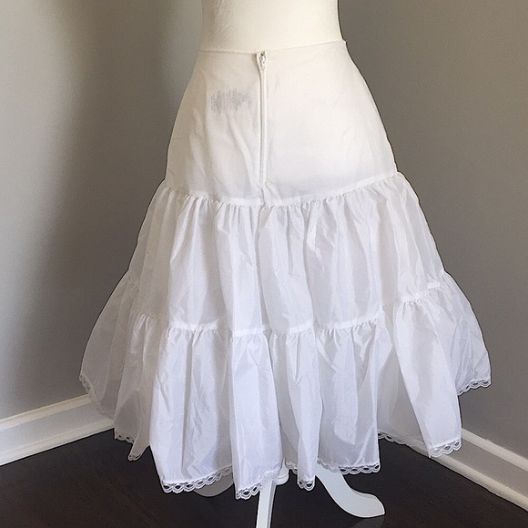 David’s Bridal T length slip - Picture 4 of 6